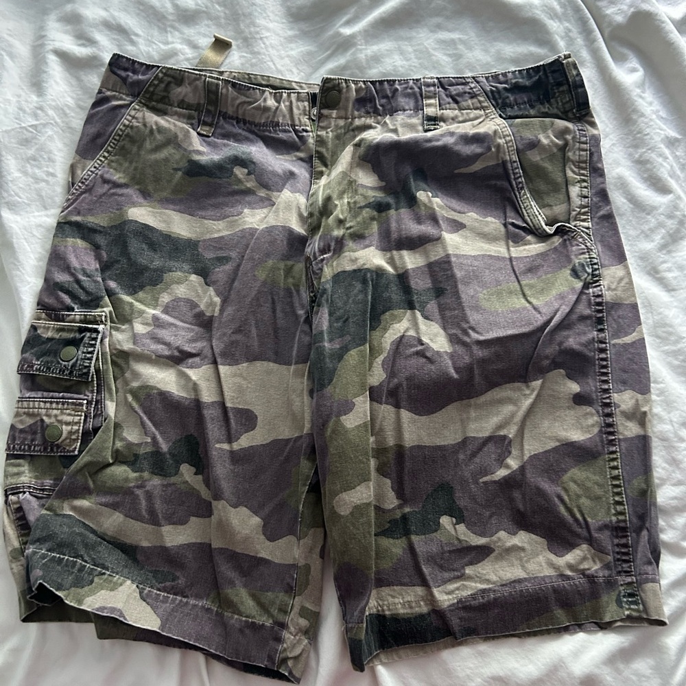 STUSSY CAMO SHORTS